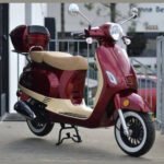 Amigo 200cc Avenza motor scooter - Image 2