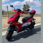 Sporty 150cc Scooter - Image 16