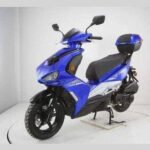 Sporty 150cc Scooter - Image 2